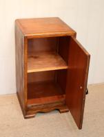 Vintage Oak Bedside Cabinet (3 of 8) Vintage Oak Bedside Cabinet (3 of 8)