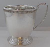 1934 Art Deco Hallmarked Solid Silver Christening Mug Tankard 109.4g (2 of 9) 1934 Art Deco Hallmarked Solid Silver Christening Mug Tankard 109.4g (2 of 9)