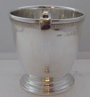 1934 Art Deco Hallmarked Solid Silver Christening Mug Tankard 109.4g (3 of 9) 1934 Art Deco Hallmarked Solid Silver Christening Mug Tankard 109.4g (3 of 9)