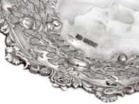 Pair of Mappin & Webb Edwardian Pierced Silver Dishes with a Floral and Scroll Border (3 of 4) Pair of Mappin & Webb Edwardian Pierced Silver Dishes with a Floral and Scroll Border (3 of 4)