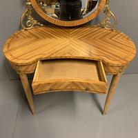 French Kidney Shape Dressing Table (9 of 10) French Kidney Shape Dressing Table (9 of 10)
