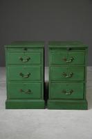 Pair of Green Pedestal Side Tables (11 of 12) Pair of Green Pedestal Side Tables (11 of 12)