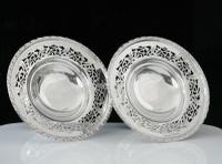 Pair of Silver Openwork Pedestal Dishes, Emile Viner, Sheffield 1933 (2 of 12) Pair of Silver Openwork Pedestal Dishes, Emile Viner, Sheffield 1933 (2 of 12)