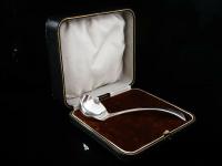 Cased Silver Sauce Ladle, Walker & Hall, Sheffield 1940 (7 of 7) Cased Silver Sauce Ladle, Walker & Hall, Sheffield 1940 (7 of 7)