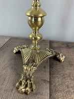 Quality Claw Foot Cast Brass Table Lamp, Rewired & PAT Tested c.1890 (4 of 11) Quality Claw Foot Cast Brass Table Lamp, Rewired & PAT Tested c.1890 (4 of 11)