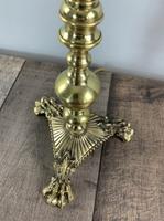 Quality Claw Foot Cast Brass Table Lamp, Rewired & PAT Tested c.1890 (6 of 11) Quality Claw Foot Cast Brass Table Lamp, Rewired & PAT Tested c.1890 (6 of 11)