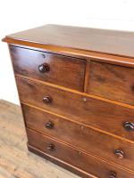 Large Victorian Mahogany Chest of Drawers (5 of 12) Large Victorian Mahogany Chest of Drawers (5 of 12)