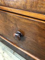 Large Victorian Mahogany Chest of Drawers (7 of 12) Large Victorian Mahogany Chest of Drawers (7 of 12)