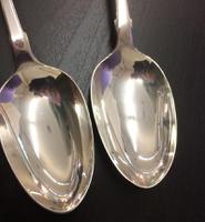 Pair of Georgian Silver Table / Serving Spoons by William Eley London 1831 (5 of 6) Pair of Georgian Silver Table / Serving Spoons by William Eley London 1831 (5 of 6)