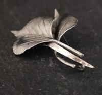 Vintage Norwegian Silver Leaf Brooch (9 of 9) Vintage Norwegian Silver Leaf Brooch (9 of 9)