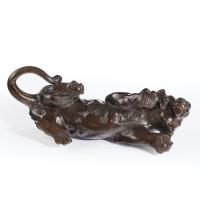 Fine & Large Meiji Period Bronze of Two Tigers by Genryusai Seiya (5 of 8) Fine & Large Meiji Period Bronze of Two Tigers by Genryusai Seiya (5 of 8)