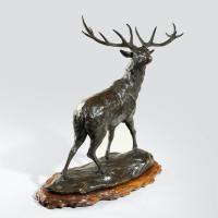 A Magnificent Bronze Stag by Genryusai Seiya (4 of 5) A Magnificent Bronze Stag by Genryusai Seiya (4 of 5)