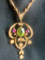 Art Nouveau, 15ct Gold, Peridot, Ruby & Seed Pearl Pendant (Combination Brooch) with 15ct Elaborate Naturalistic Ropework Chain, Suffragette Colours (3 of 28) Art Nouveau, 15ct Gold, Peridot, Ruby & Seed Pearl Pendant (Combination Brooch) with 15ct Elaborate Naturalistic Ropework Chain, Suffragette Colours (3 of 28)