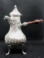 20th Century Italian Silver Baroque Style Chocolate Pot on Feet (3 of 8) 20th Century Italian Silver Baroque Style Chocolate Pot on Feet (3 of 8)