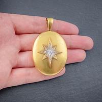 Antique Victorian Diamond Star Locket 18ct Gold 1.30ct Old Cut Diamonds c.1900 (4 of 6) Antique Victorian Diamond Star Locket 18ct Gold 1.30ct Old Cut Diamonds c.1900 (4 of 6)