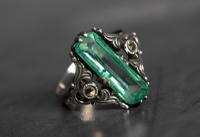 Vintage Art Deco Sterling Silver & Green Glass Ring, Possibly American (4 of 10) Vintage Art Deco Sterling Silver & Green Glass Ring, Possibly American (4 of 10)