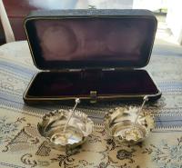 Beautiful Victorian John Millward Banks Solid Silver Salt & Spoon Cased Set Birmingham 1890 (8 of 9) Beautiful Victorian John Millward Banks Solid Silver Salt & Spoon Cased Set Birmingham 1890 (8 of 9)