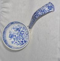 Minton 1820-1830s Florentine Pattern Soup Ladle (2 of 8) Minton 1820-1830s Florentine Pattern Soup Ladle (2 of 8)