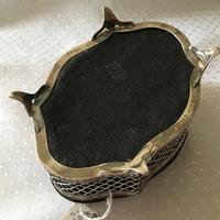 Silver Jewellery Box / Pin Cushion - Hallmarked c.1910 (4 of 6) Silver Jewellery Box / Pin Cushion - Hallmarked c.1910 (4 of 6)