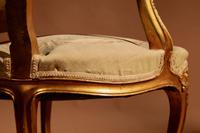 Louis XV Style Finely Carved Gildwood & Original Aubusson Tapestry Cabriolet Pair of Armchairs, 19th Century (15 of 18) Louis XV Style Finely Carved Gildwood & Original Aubusson Tapestry Cabriolet Pair of Armchairs, 19th Century (15 of 18)