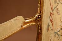 Louis XV Style Finely Carved Gildwood & Original Aubusson Tapestry Cabriolet Pair of Armchairs, 19th Century (16 of 18) Louis XV Style Finely Carved Gildwood & Original Aubusson Tapestry Cabriolet Pair of Armchairs, 19th Century (16 of 18)