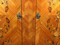 Magnificent Italian Bombe Armoire (2 of 8) Magnificent Italian Bombe Armoire (2 of 8)