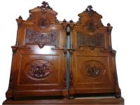 Italian Neo Renaissance Super King Bed **Rare** (9 of 9) Italian Neo Renaissance Super King Bed **Rare** (9 of 9)