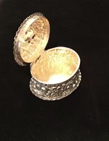 Victorian Silver Pill Box (2 of 4) Victorian Silver Pill Box (2 of 4)