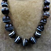 Antique Victorian Banded Bullseye Agate Beaded Necklace (3 of 8) Antique Victorian Banded Bullseye Agate Beaded Necklace (3 of 8)