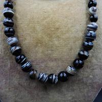 Antique Victorian Banded Bullseye Agate Beaded Necklace with Silver Fastening (4 of 9) Antique Victorian Banded Bullseye Agate Beaded Necklace with Silver Fastening (4 of 9)