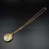 Antique Round Pin Stripe 9ct 9K Yellow Gold Circle Photo Locket & Chain Necklace (4 of 10) Antique Round Pin Stripe 9ct 9K Yellow Gold Circle Photo Locket & Chain Necklace (4 of 10)