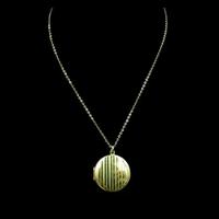 Antique Round Pin Stripe 9ct 9K Yellow Gold Circle Photo Locket & Chain Necklace (2 of 10) Antique Round Pin Stripe 9ct 9K Yellow Gold Circle Photo Locket & Chain Necklace (2 of 10)